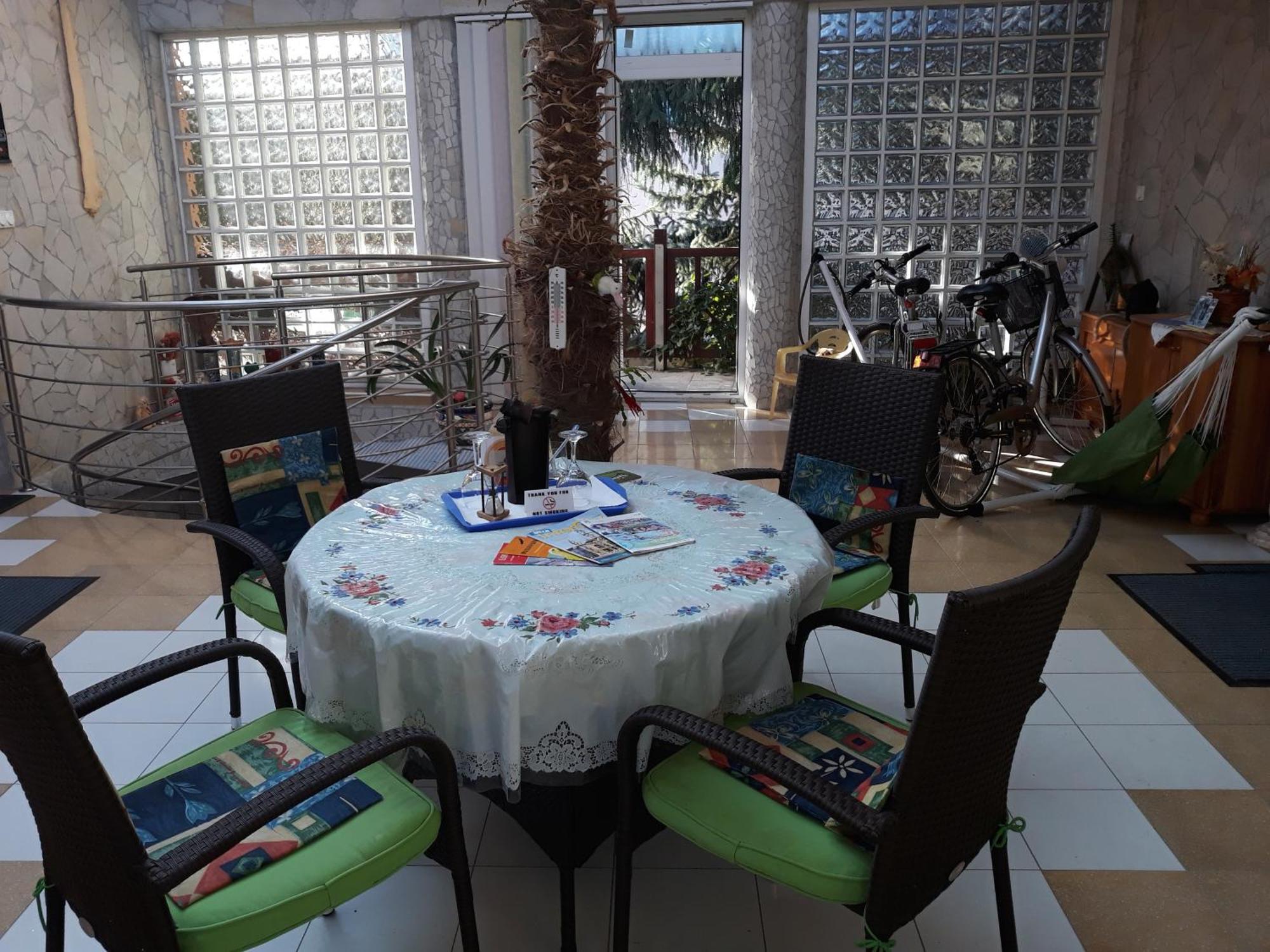 Kenézy Lux Apartman Vendégház Hajdúszoboszló Extérieur photo