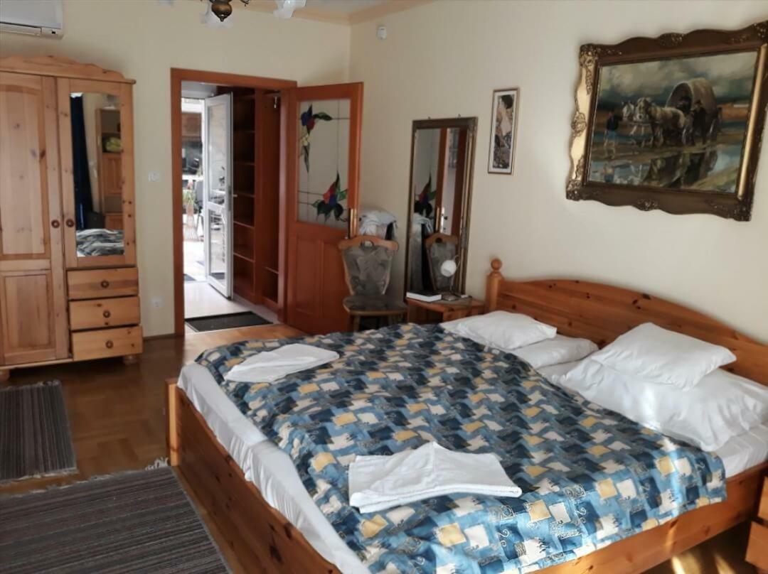 Kenézy Lux Apartman Vendégház Hajdúszoboszló Extérieur photo