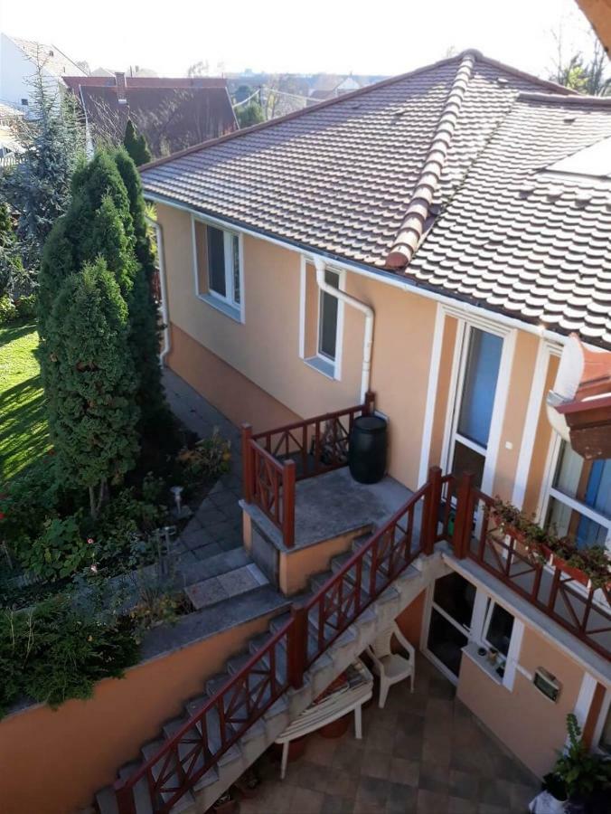 Kenézy Lux Apartman Vendégház Hajdúszoboszló Extérieur photo